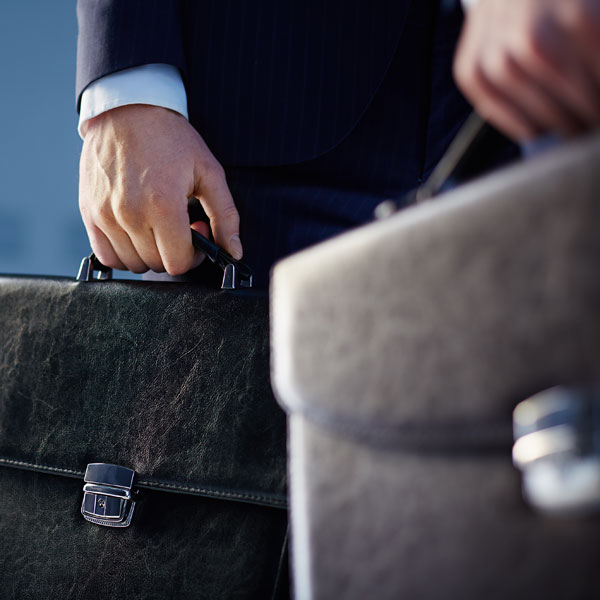 así como en la ejecución